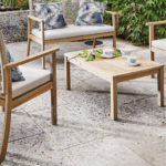 Salon de jardin Seville | 2 fauteuils + 1 canapé + 1 table basse | Acacia & Beige